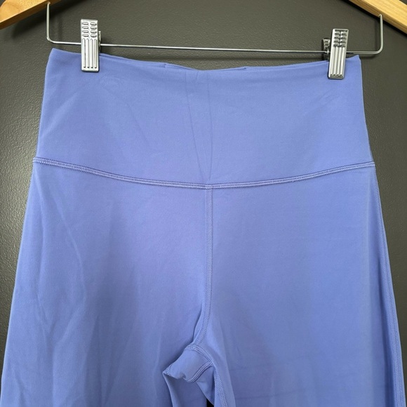 Athleta Elation Wide Crop Pant in Purple Lavendar Size Small Petite - Picture 4 of 8